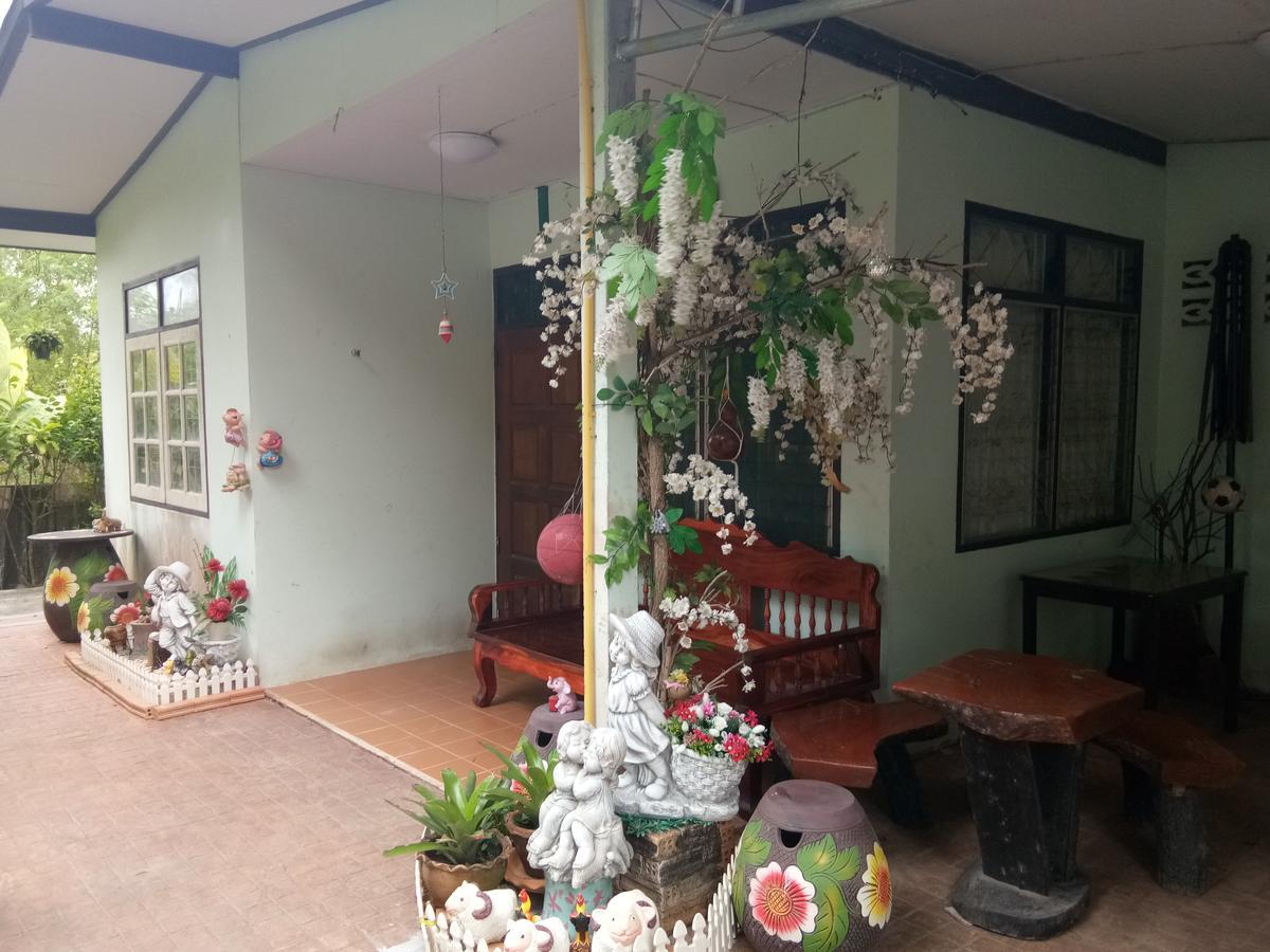 Garden Homestay Surat Thani Exterior photo